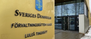 Två 17-åriga tjejer dömda för misshandel och olaga hot