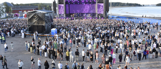 Misshandel och fylla på Håkan Hellströms konsert