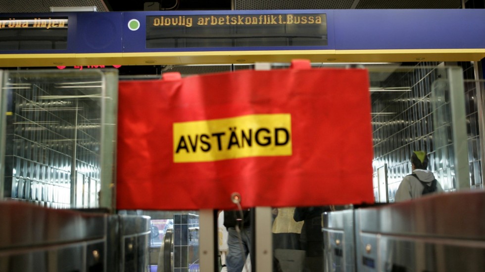 Det är ovanligt med vilda strejker i Sverige nu för tiden. Bilden är från en vild strejk i tunnelbanan i Stockholm 2005.