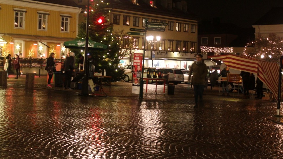 Den 22 december infaller vintersolståndet i år. "Det kommer vara gråmulet så dagen kommer upplevas mörkare än om det var klart väder",  berättar Charlotta Eriksson, meteorolog på SMHI. 