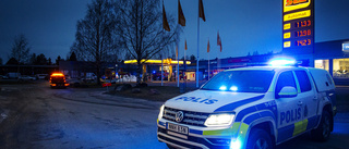 Brand på Bilkompaniet i Luleå – kraftig rökutveckling