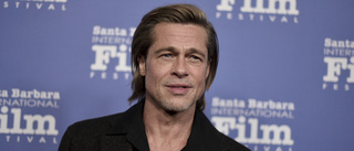 Brad Pitt stöttar Biden