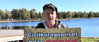 Får Civilkuragepriset för rakryggat ingripande