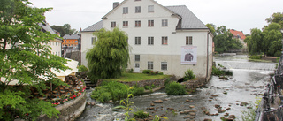 Låt Upplandsmuseet och konstmuseet byta plats