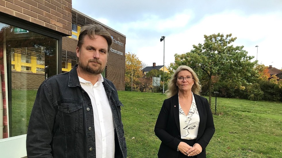 Distriktsordförande för Vänsterpartiet i Sörmland, Patrik Renfors, och vice ordförande för Socialdemokraterna i Sörmland, Catharina Fredriksson (S) firar 1 maj på varsitt håll. Digitalt firande blir det för både V och S. Arkivbild