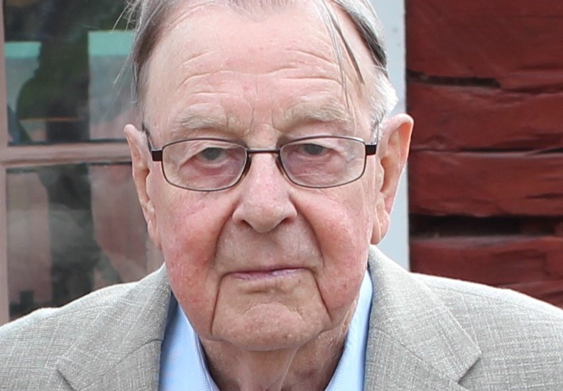 Partikamraterna minns Bengt Gustavsson som prestigelös, chosefri och medmänsklig.