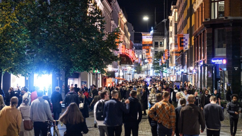 Det var mycket folk ute i centrala Oslo under natten.