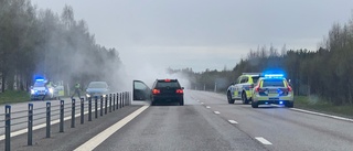 Bilförare greps efter biljakt i 150 kilometer i timmen • Se filmen från gripande