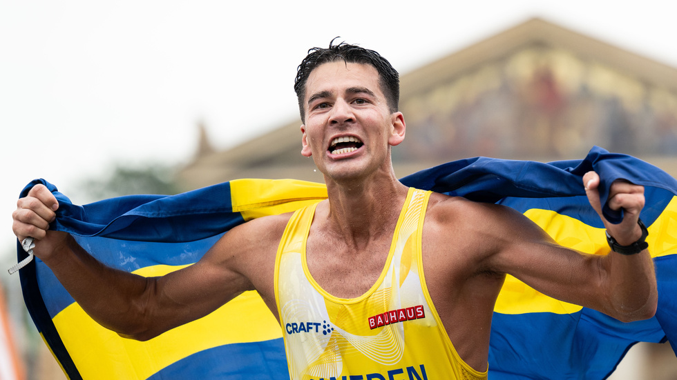 Perseus Karlström, tävlande för Eskilstuna Friidrott och en av världens bästa i gång.
– Jag vill ge bort en inbjudan till Kungen så att han kan åka iväg med mig på en fisketur i Lappland.