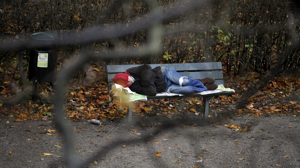 "Att ha ett konkret mål är det enda sättet att avskaffa hemlösheten", säger Juha Kaakinen som under nästan tio år var vd för Y-stiftelsen, en verksamhet i Finland som erbjuder hyresbostäder till bostadslösa.