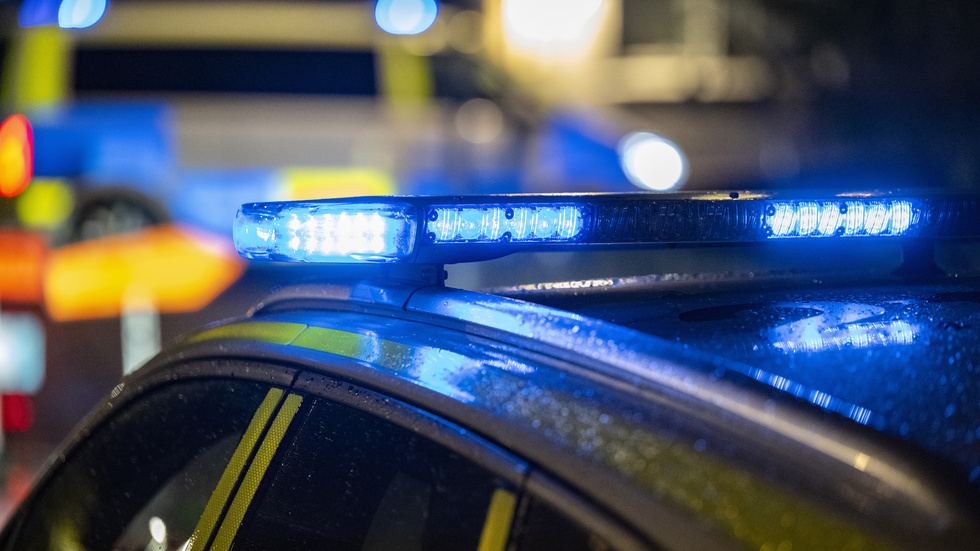 Flera personer har förts till sjukhus efter ett bråk i Södertälje. Arkivbild.