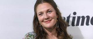 Drew Barrymore ber om ursäkt till strejkande