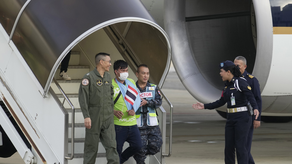 Över 7|000 thailändska medborgare har evakuerats från Israel. 22 thailändare sitter som gisslan hos Hamas.