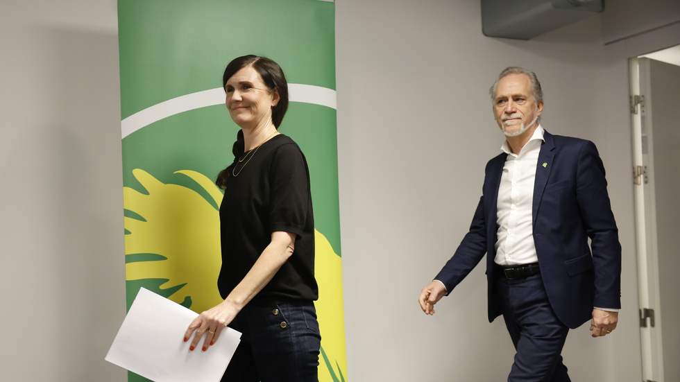 Det här kan bli åka av! Miljöpartiets valberedning vill se det nuvarande språkröret Märta Stenevi samt den Sörmlandsbekante Daniel Helldén som ny ledarduo.