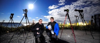 Blodröd supermåne fyllde himlen