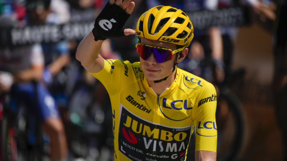 Den danske Tour de France-ledaren Jonas Vingegaard dopningstestades en timme före starten av dagens etapp.