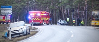 Två till sjukhus efter trafikolycka – ”Delvis frontalkrock”