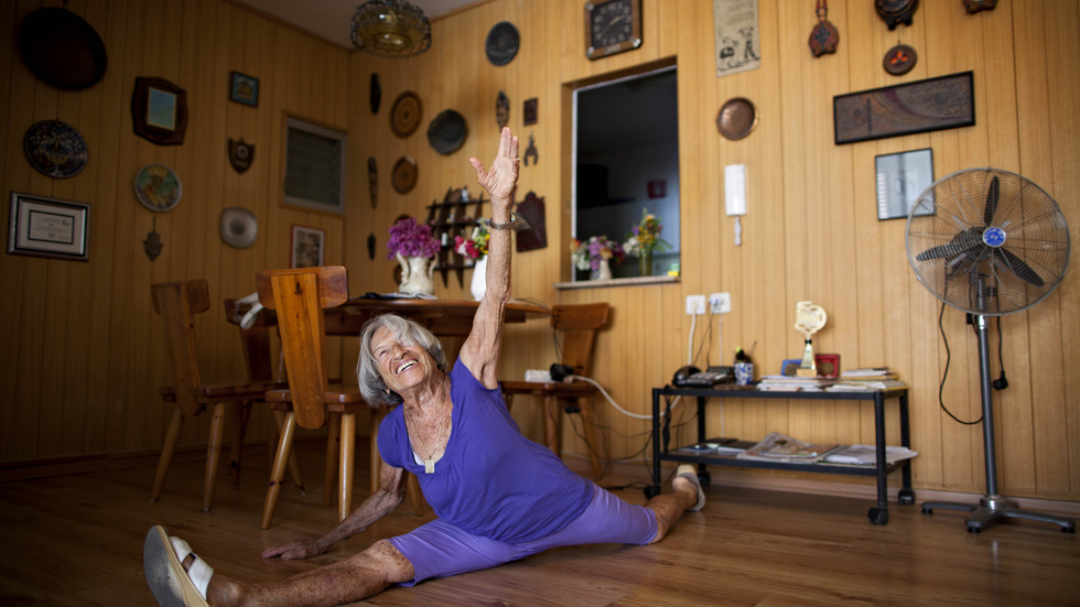Fortfarande som 91-åring hade Ágnes Keleti gymnastiktakterna kvar. OS-legendaren gick bort på torsdagsmorgonen, 103 år gammal.