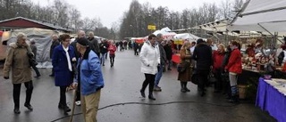 Marknad i Ankarsrum löser julklappsbekymmer