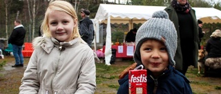 Julmarknad i skogen lockade besökare