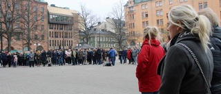 Norrköpingsborna hedrade offren med tyst minut