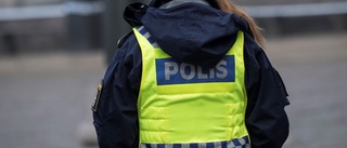 Försökte köra ifrån polisen