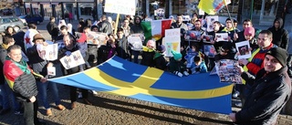 Kurdisk manifestation på torget