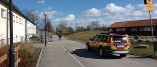 Mycket rök efter brand på skola