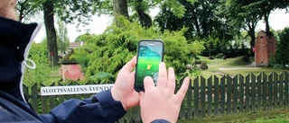 Han jagar Pokémons i Vadstena