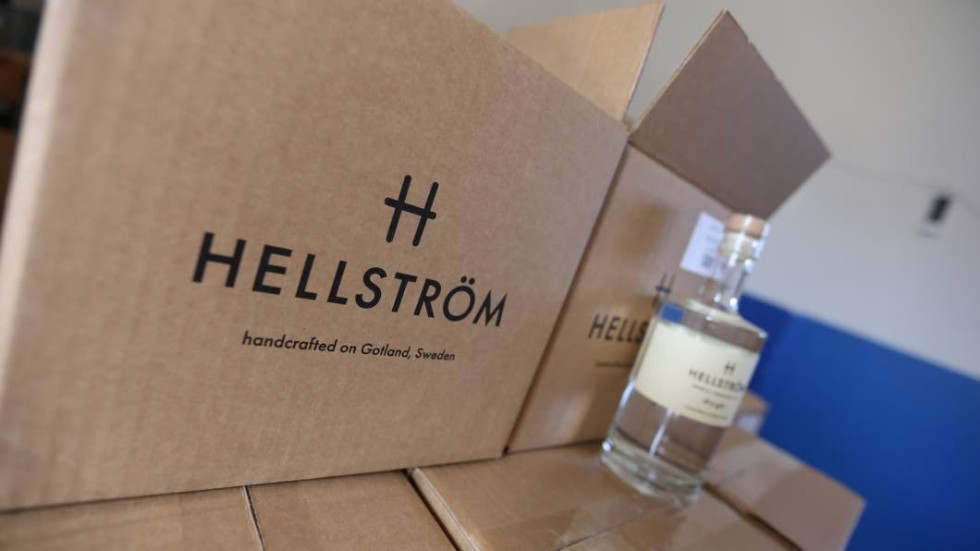 I det kombinerade vineriet/bränneriet i Hablingbo huserar för nuvarande även Hellströms gin.