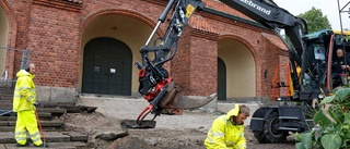 Renoveringen av trappan på Kloster kyrka är igång