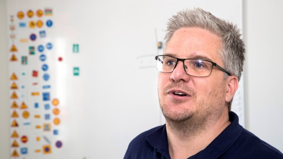 Stefan Vikström, sportchef i Storfors AIK, svarar på Per Sandbergs kritik. (Arkivbild)