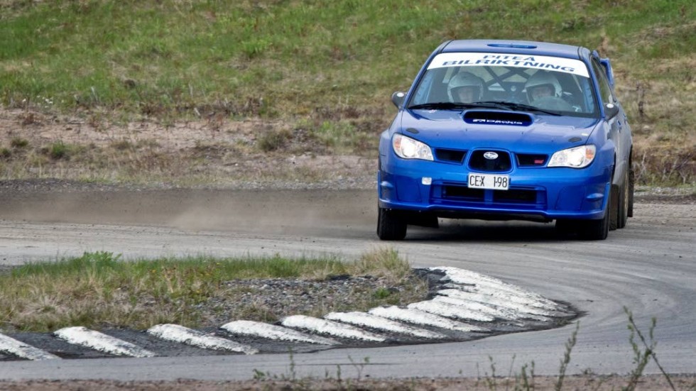 Andersson och hans Subaru tog kurvorna väl, framför allt i den tredje omgången där han kapade två sekunder.