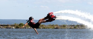 Flyg som en superhjälte med flyboard