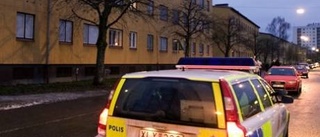 24-åring gripen för granatattacken