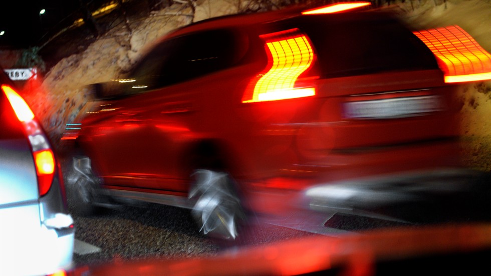 Mannen har åtalats för hastighetsöverträdelse efter att ha stoppats på E18.