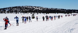 Säljer skidor även snöfattig vinter