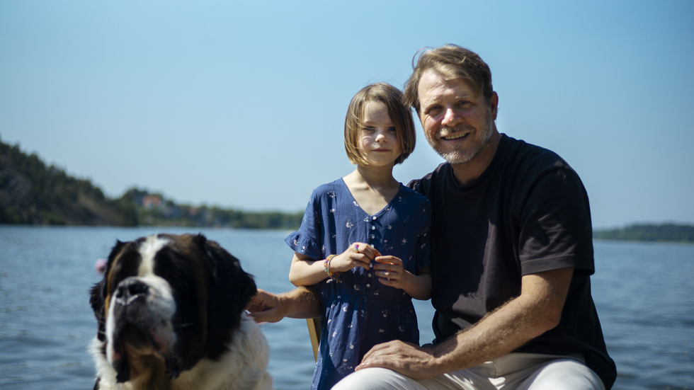 Vega Åman och Henrik Norlén i nya "Vi på Saltkråkan". Pressbild.