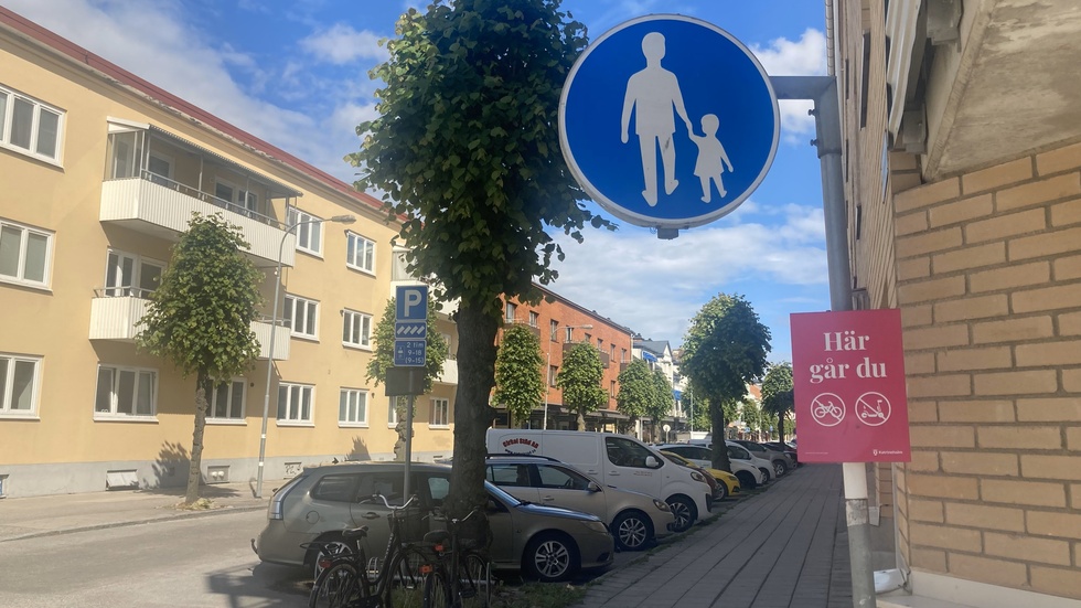 På Fredsgatan går det lite väl vilt till, tycker insändarskribenten. 