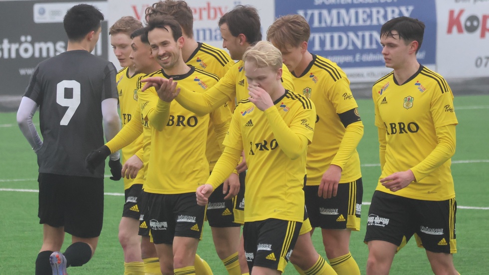 
Vimmerby IF kommer att tappa viktige mittfältaren Simon Larsson till kommande säsong. Tanken är att han ska sluta spela fotboll. 