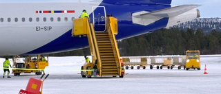 Flygplatsen sommarstänger – mitt under den heta turistsäsongen