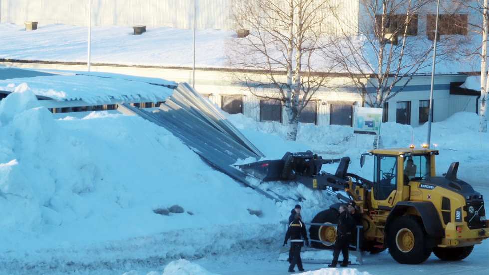 Detta tak blåste ner på Hedensbyn under torsdagen.