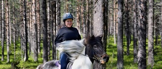 Sakavaara tur och retur på islandshäst