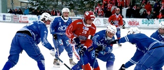 Tunga tapp för Faik Bandy