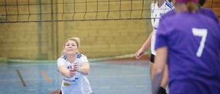 Glädje och hårda skott i volleybollderbyt