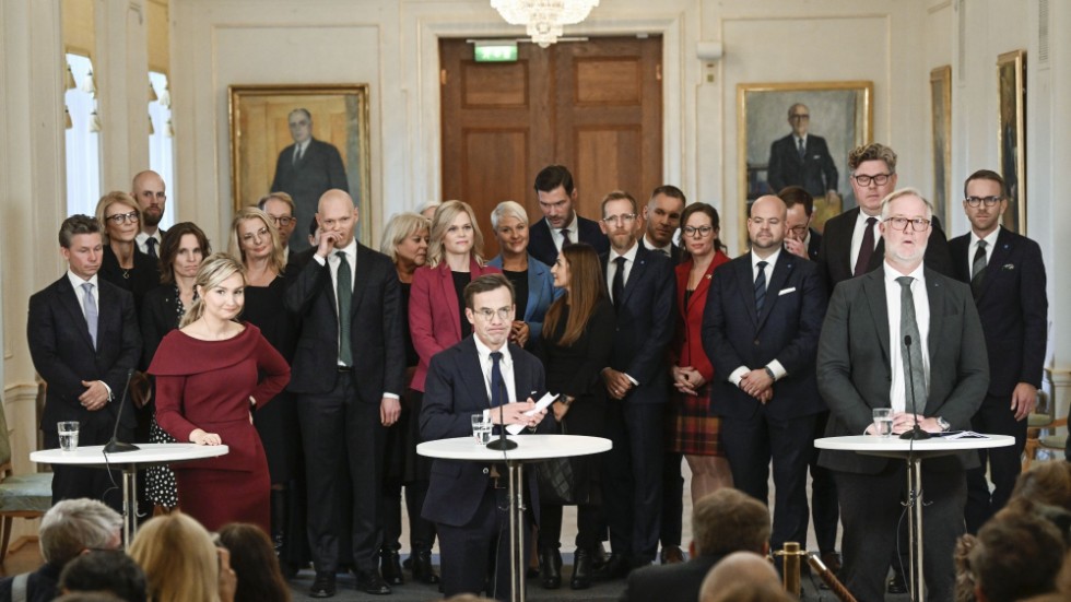 Nu ska den nya regeringen gå från snack till verkstad. Det är lättare sagt än gjort. 
