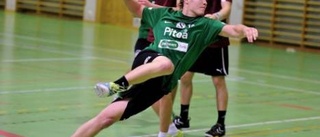 Nu tycker Andreas att det är roligt med handboll