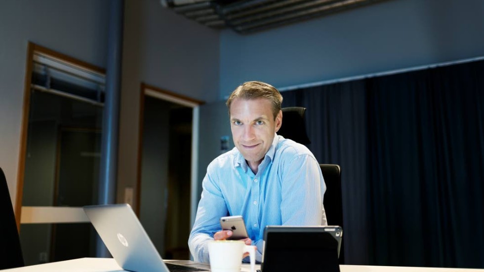 Johan Högne tillträdde som kommunens första digitaliseringsdirektör i april förra året.