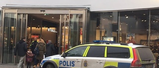 Polispådrag i city