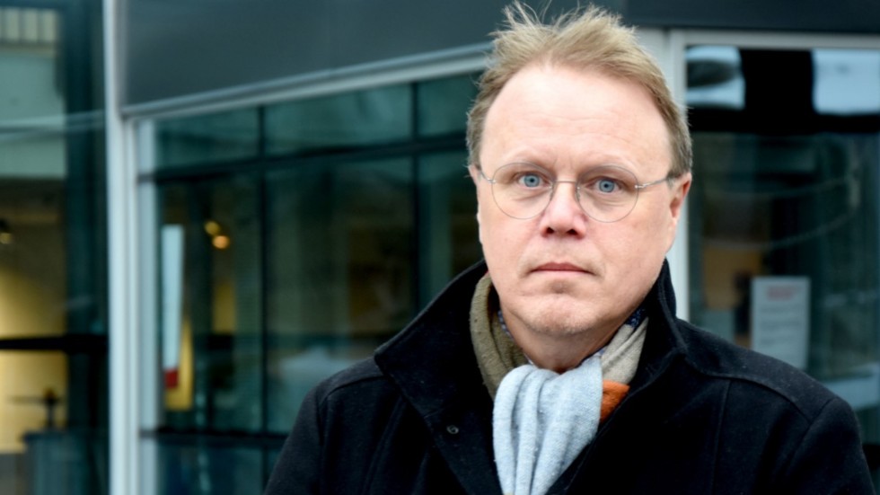 Krister Berglund, divisionschef för vuxenpsykiatrin i Region Norrbotten, förklarar varför Norrbotten sticker ut i statistiken. 